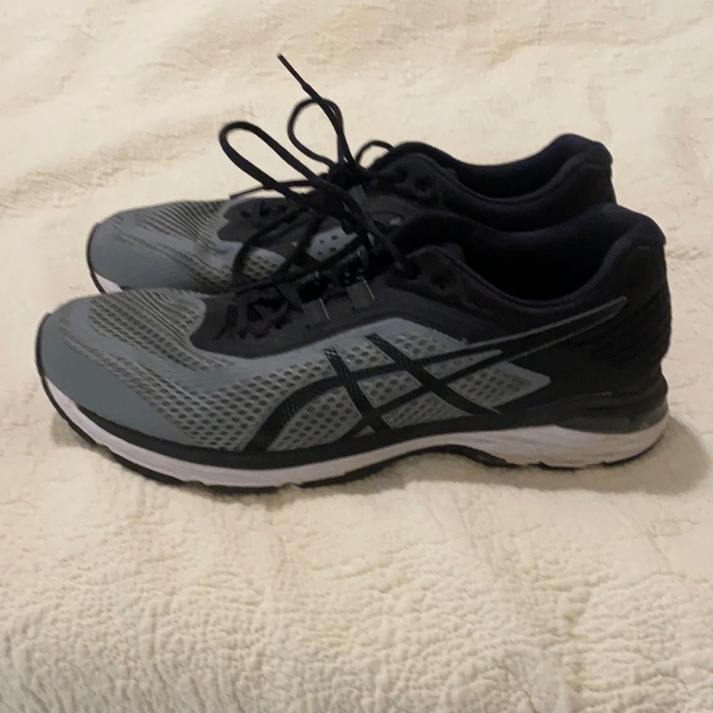Asics FlyteFoam running shoes 13 4E
